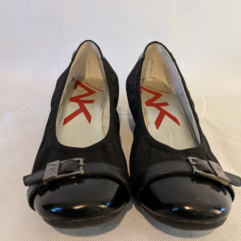 Anne Klein Women's sport shoes size 8